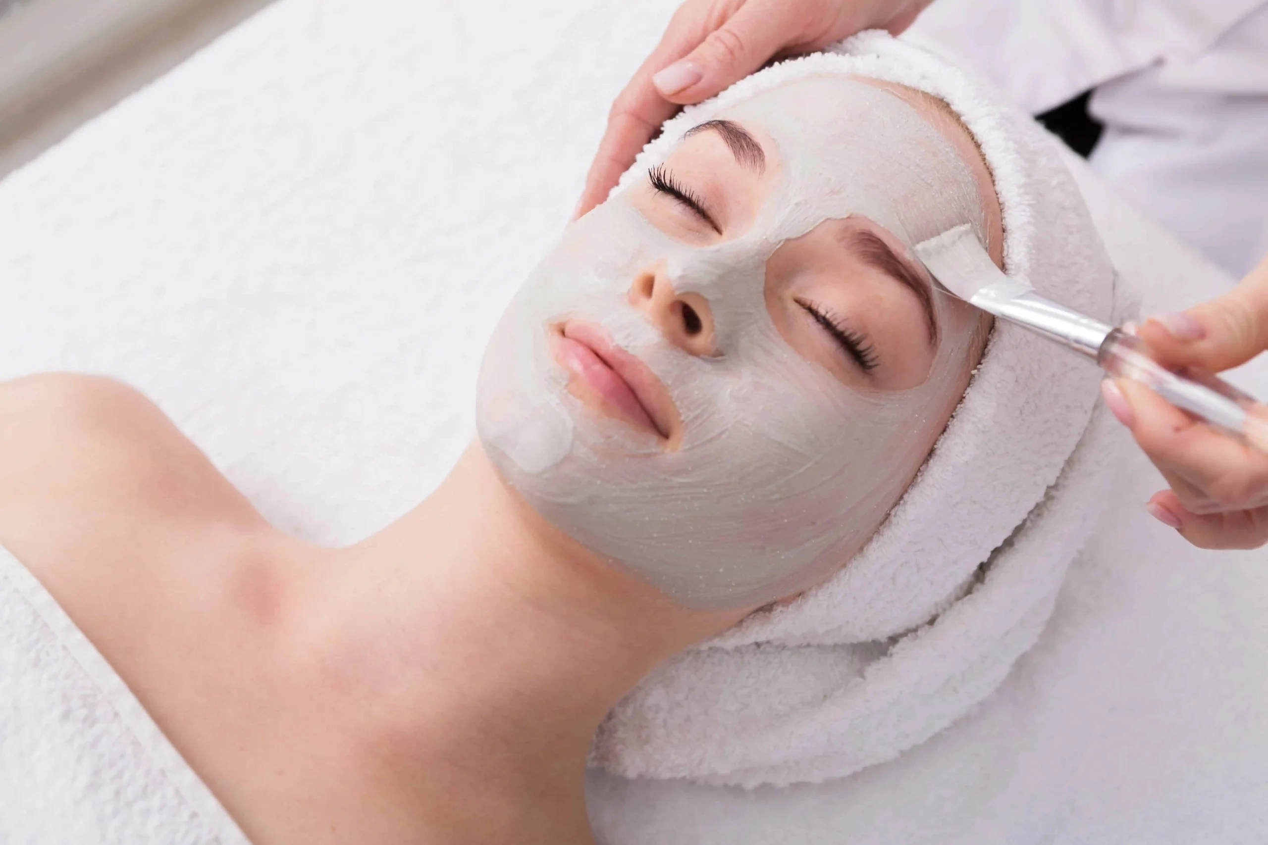 Diamond Glow Facial-San Carlos IV and Medical Aesthetic Bar