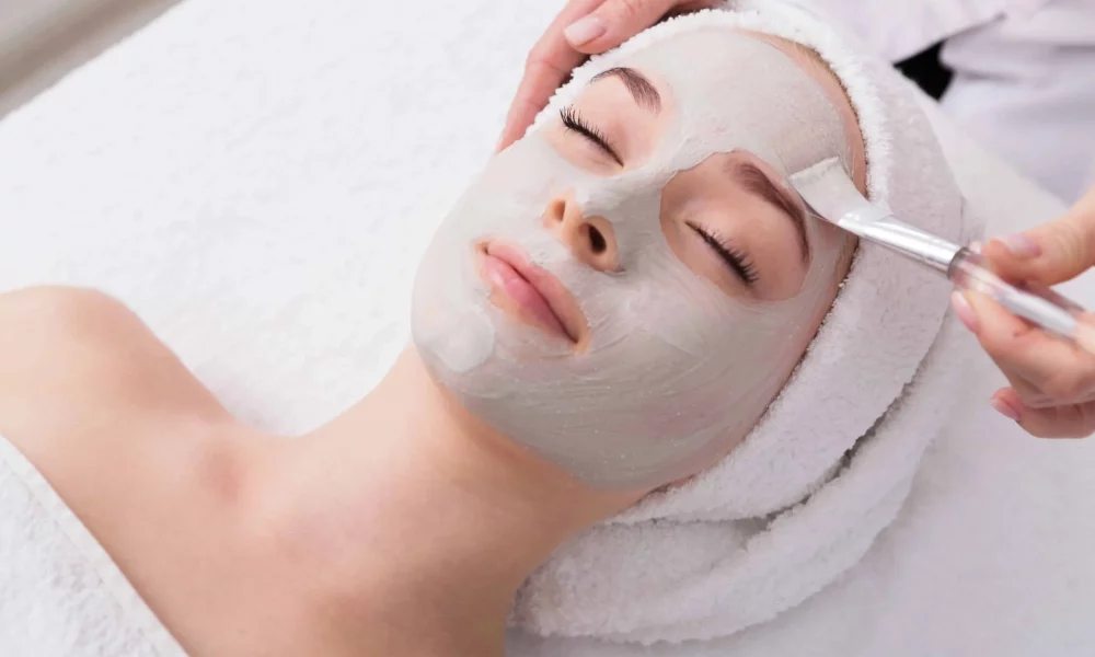 Diamond Glow Facial-San Carlos IV and Medical Aesthetic Bar